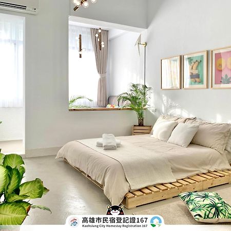 闆娘公寓 Kaohsiung Exteriör bild
